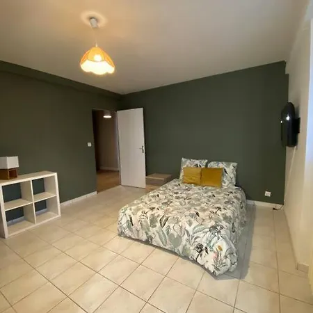 Proche Des Lacs Apartment